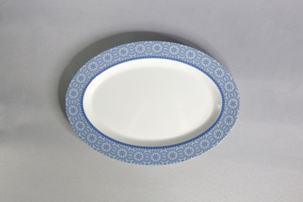 פלטה אובל 35.7*25.5 לאק מלמין