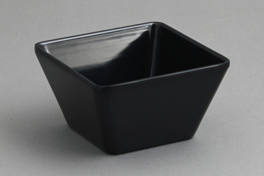 קערה ריבועית קונית 13 ס"מ מלמין שחור