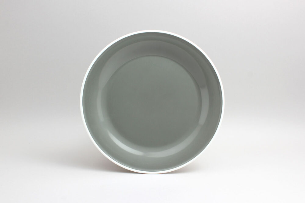 צלחת  27 ס"מ דמוי אמייל אפור פס לבן מלמין