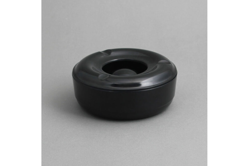 מאפרה חסינת רוח שחורה מלמין