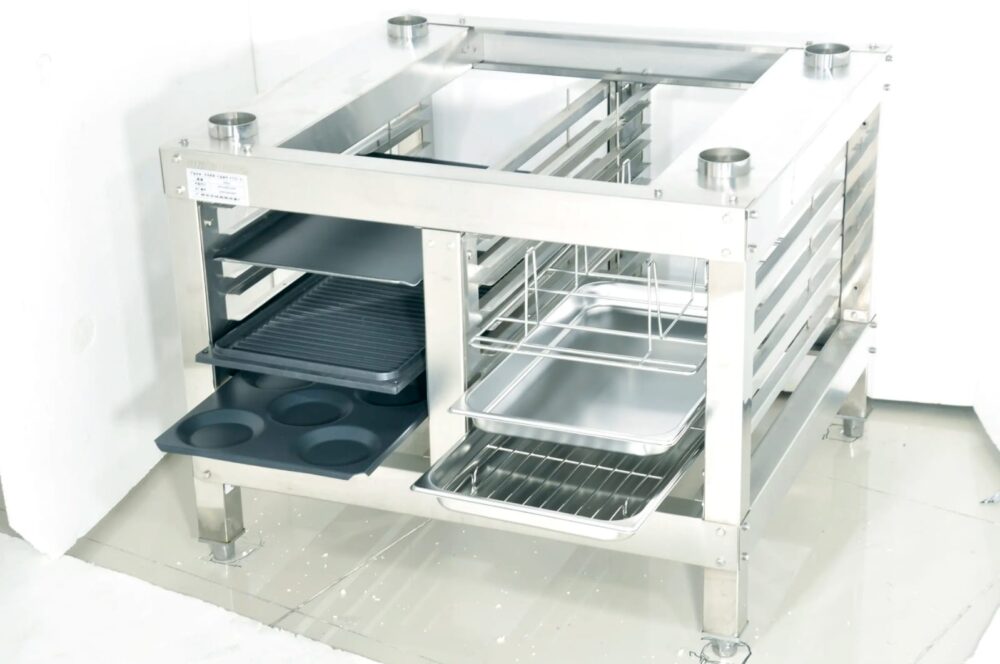 סטנד נירוסטה לקומביסטימר עם מקום לאחסון מגשים