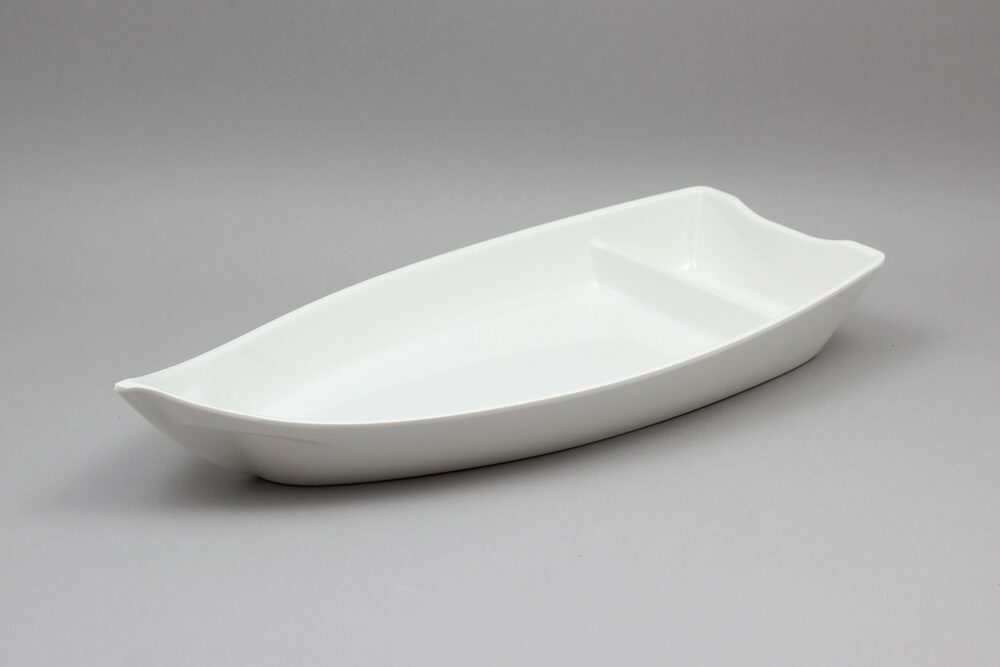 פלטת סירה קמומה 39.3*17.6*6.3 מלמין לבן