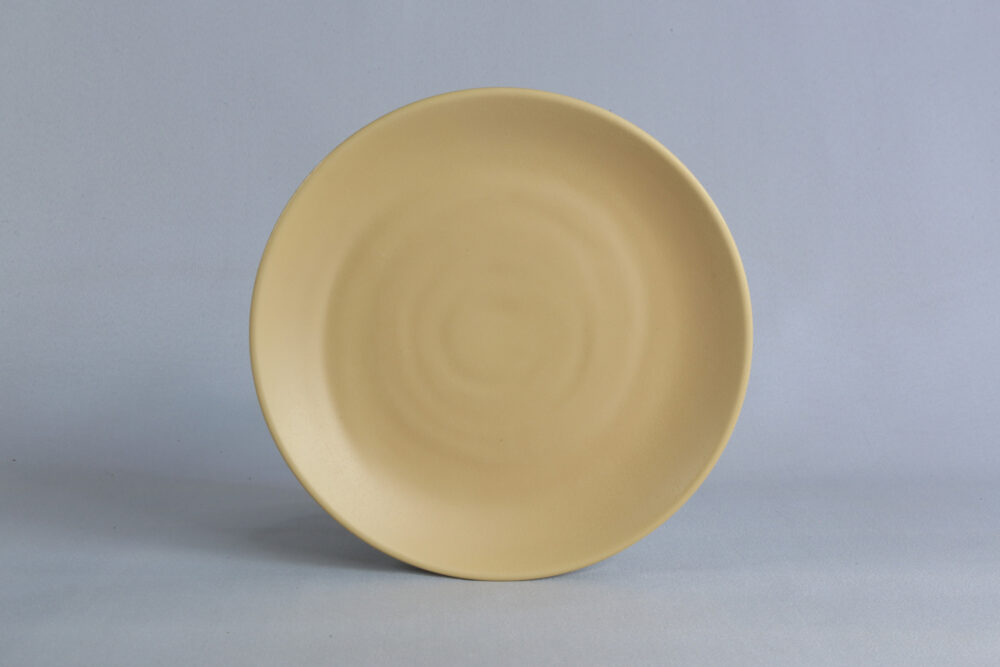 צלחת זן סהרה 23 ס"מ מלמין זהבהב