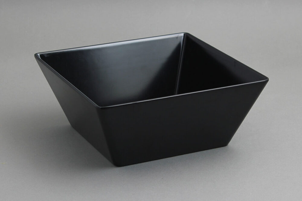 קערה ריבועית קונית 24 ס"מ מלמין שחור